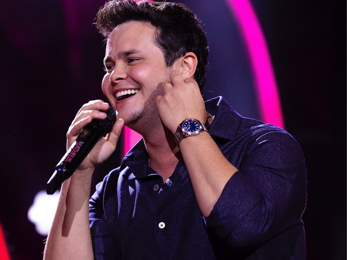 Sertanejo teve celular roubado, contas invadidas e revela desespero: “Mudaram a senha de tudo”