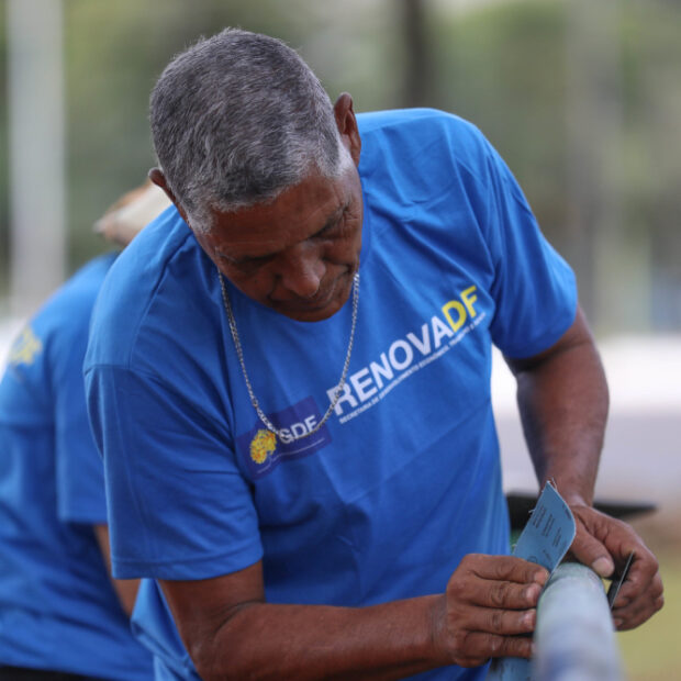 alunos do renovadf trabalham na manutenção do parque ana lídia e de mais 72 equipamentos públicos