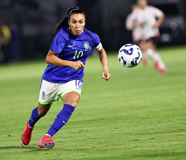 54563264077 ceba95eddb c