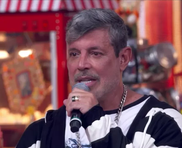 Ex-galã dos anos 90 brilhou no "Domingão com Huck" e levou a melhor na Batalha do Lip Sync