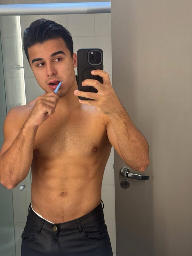 ghabriel cantor da banda djavu 1