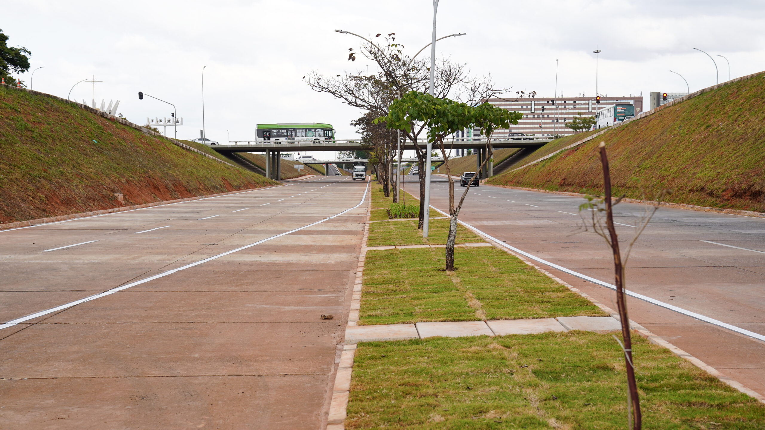 Buraco do Tatu será interditado à noite para manutenção de câmeras