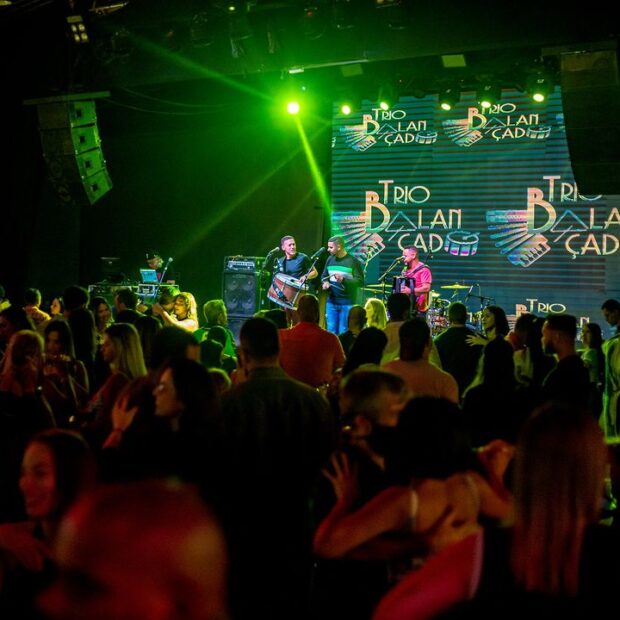 fora do eixo divulgação