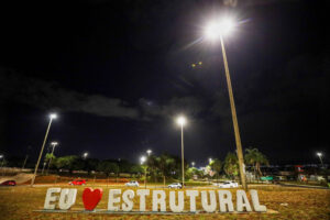 nova iluminação leva mais segurança ao viaduto e ao balão de acesso à estrutural