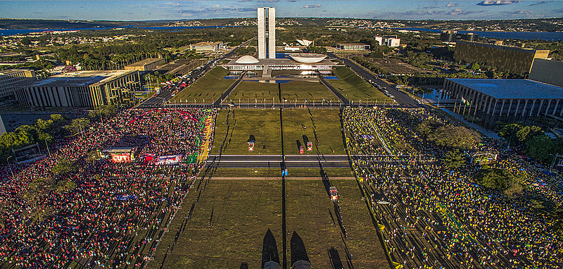 57d5037a f33c 4849 8b10 fa7344d3a526