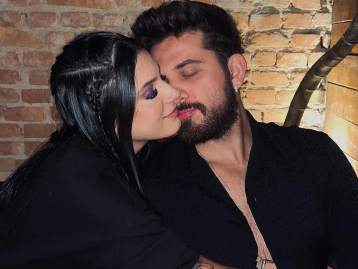 Após serem flagrados juntos em restaurante, Ana Castela e Gustavo Mioto falam sobre rumores de reconciliação e pedem paciência aos fãs.