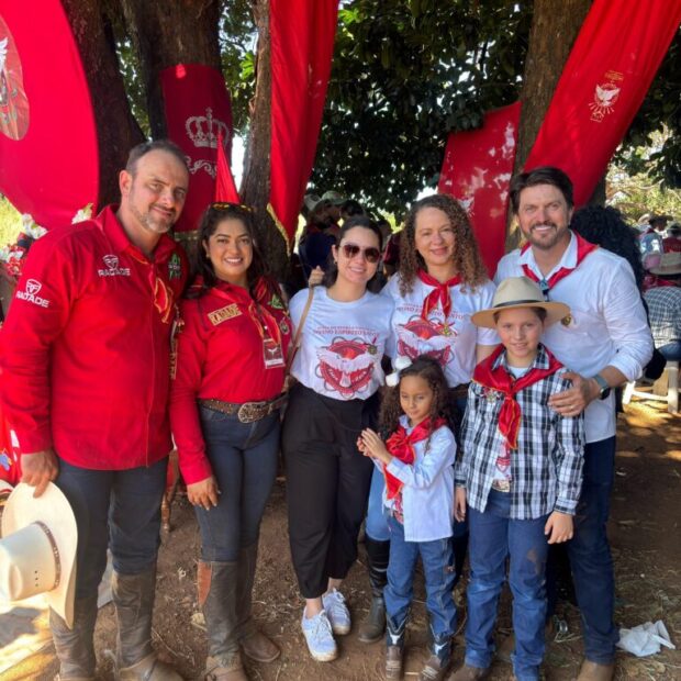 03f14b0c 63a9 47c4 8317 3ba449b62162 768x1024