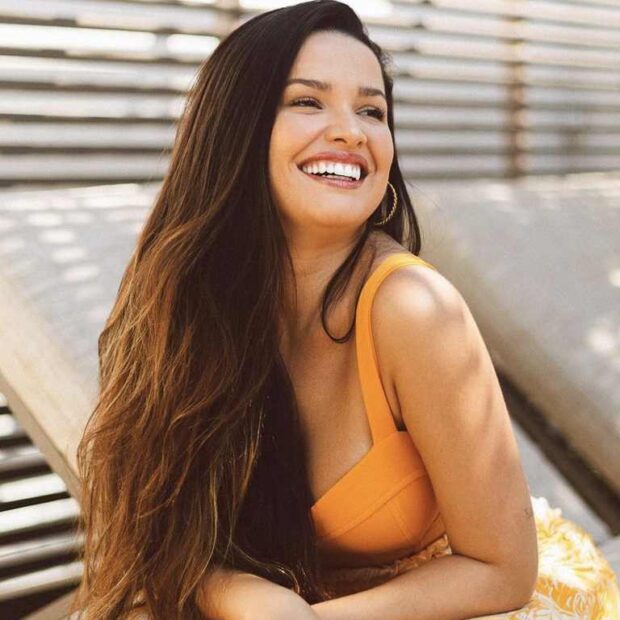 Noiva de atleta, a ex-BBB revela que só transa com exame na mão e camisinha garantida