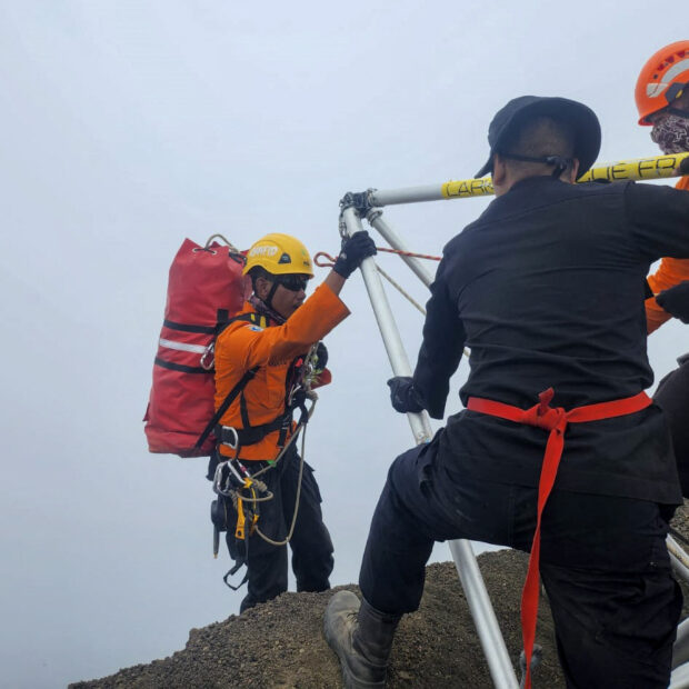 indonesia rescuers search for missing brazilian hiker at volcano