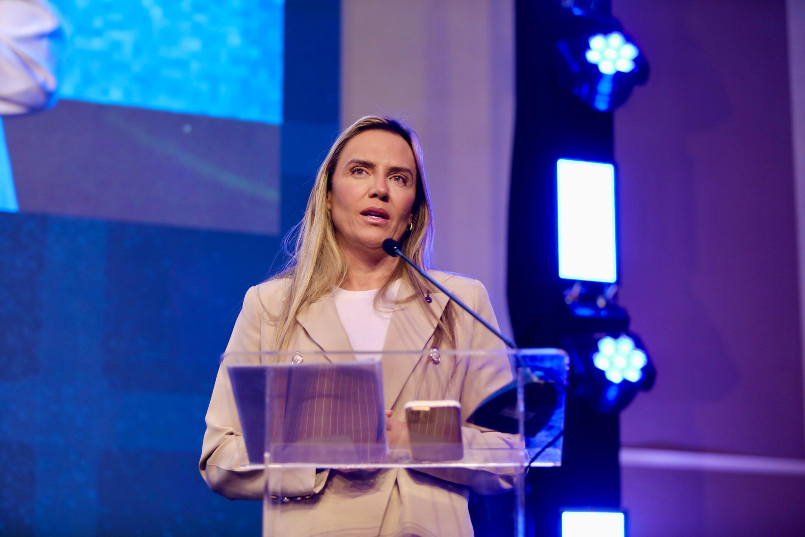 celina leao ilab