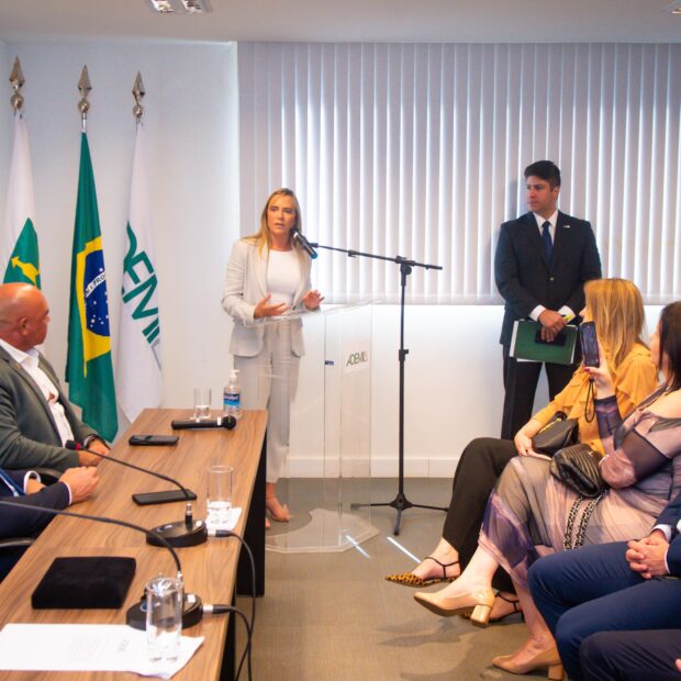 celina leao a