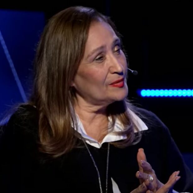 Durante um bate-papo ao ‘De Frente com Blogueirinha’, a apresentadora do ‘A Tarde é Sua’ relembrou o episódio constrangedor que Cariúcha lhe fez passar no Teleton em 2024