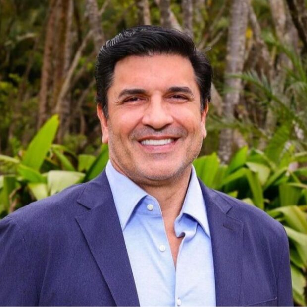 Depois de dias intensos no Albert Einstein, o chef mais charmoso da TV está prestes a voltar para casa, e nós já estamos preparando a mesa do brunch!