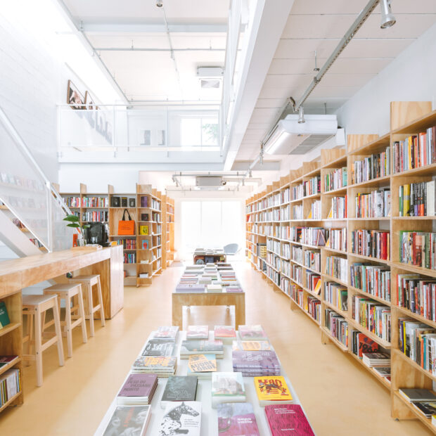 livraria cabeceira estudio guega 6