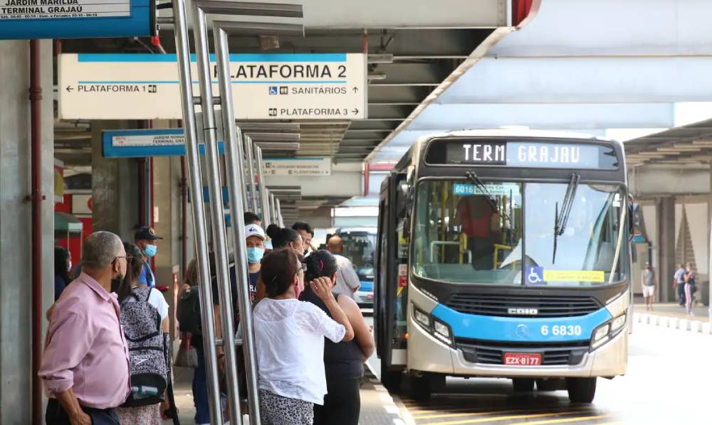 ônibus 1
