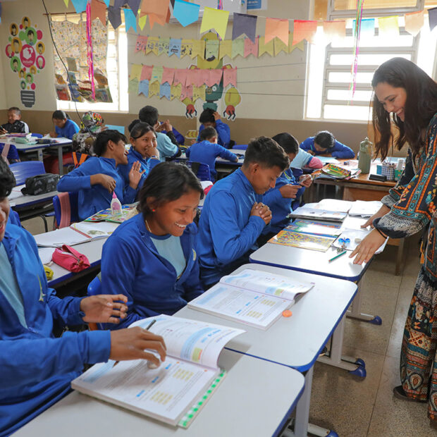 escola classe cafe sem troco