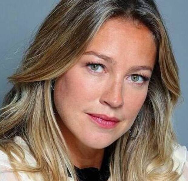 Atriz enfrenta ação de R$ 15 mil movida por ex-funcionária que alega ter sido exposta nas redes sociais. Audiência está marcada para agosto.