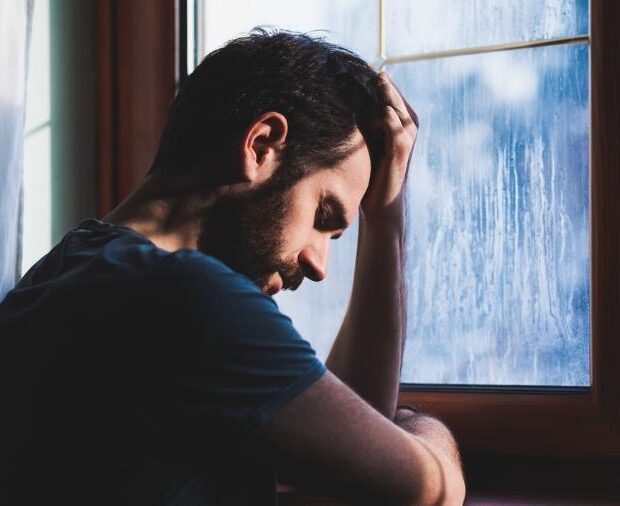 saude mental homem depressao 1675447712601 v2 900x506