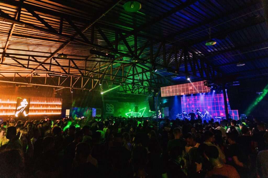 fora do eixo divulgação (4) (1)