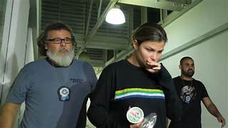Danúbia Rangel, que virou influenciadora de beleza após condenação por lavagem de dinheiro, recebeu prisão domiciliar sob condições rígidas.