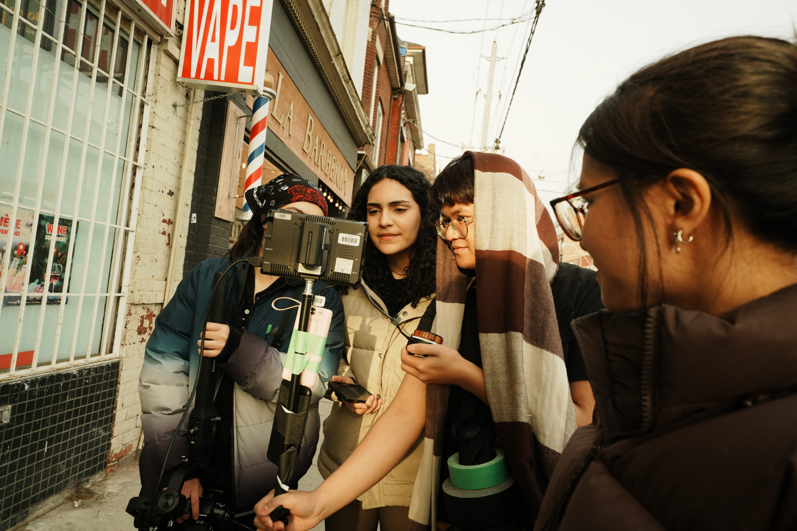 giovanna batista, premiada na edição de 2023 do connecther film festival, ministra workshop gratuito de cinema em águas claras crédito kingsley wong (3)