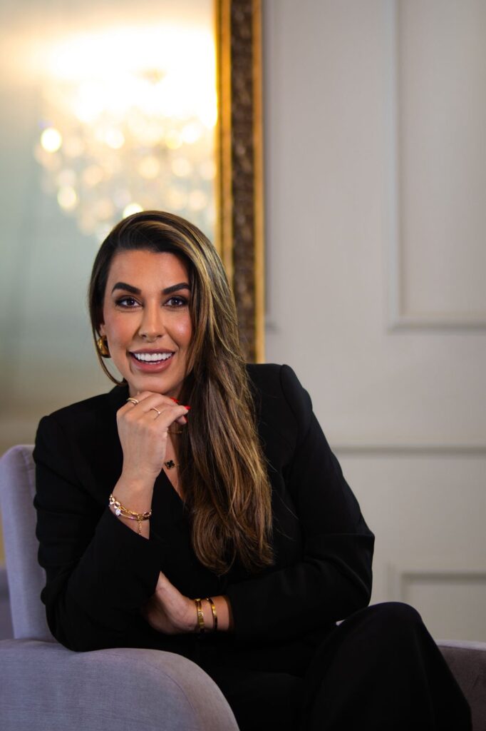 06e8825e 554d 4b9d 9cc9 6d3f2eaeebc9