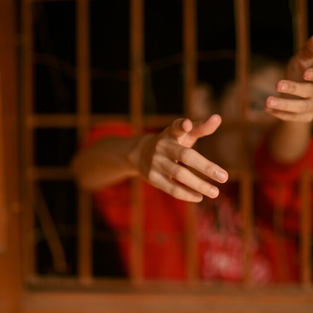 aeroporto trafico de pessoas