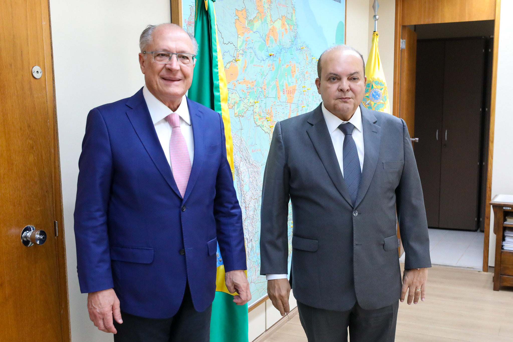 54684821905 f17bb77436 k