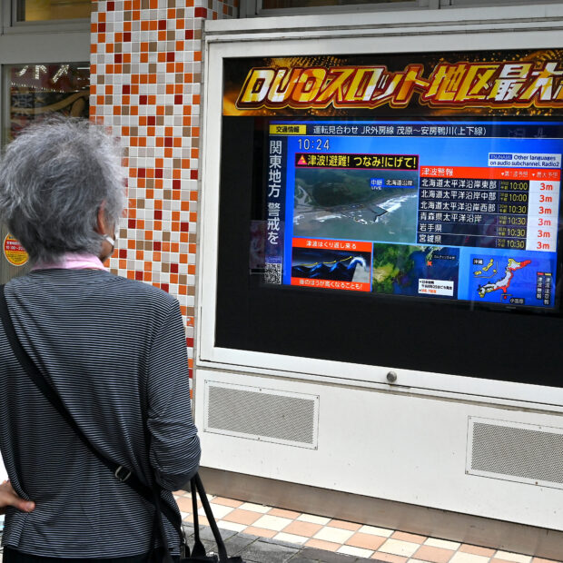 japan russia quake tsunami