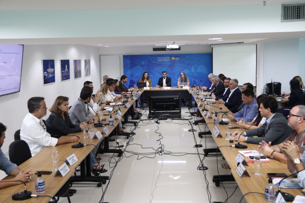 conplan aprova novo pdot e abre caminho para a regularização de 73 mil famílias no df fotos divulgação seduh df