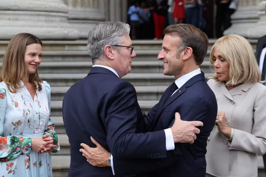 111685847 topshot britains prime minister keir starmer 2nd l and his wife victoria starmer l alon