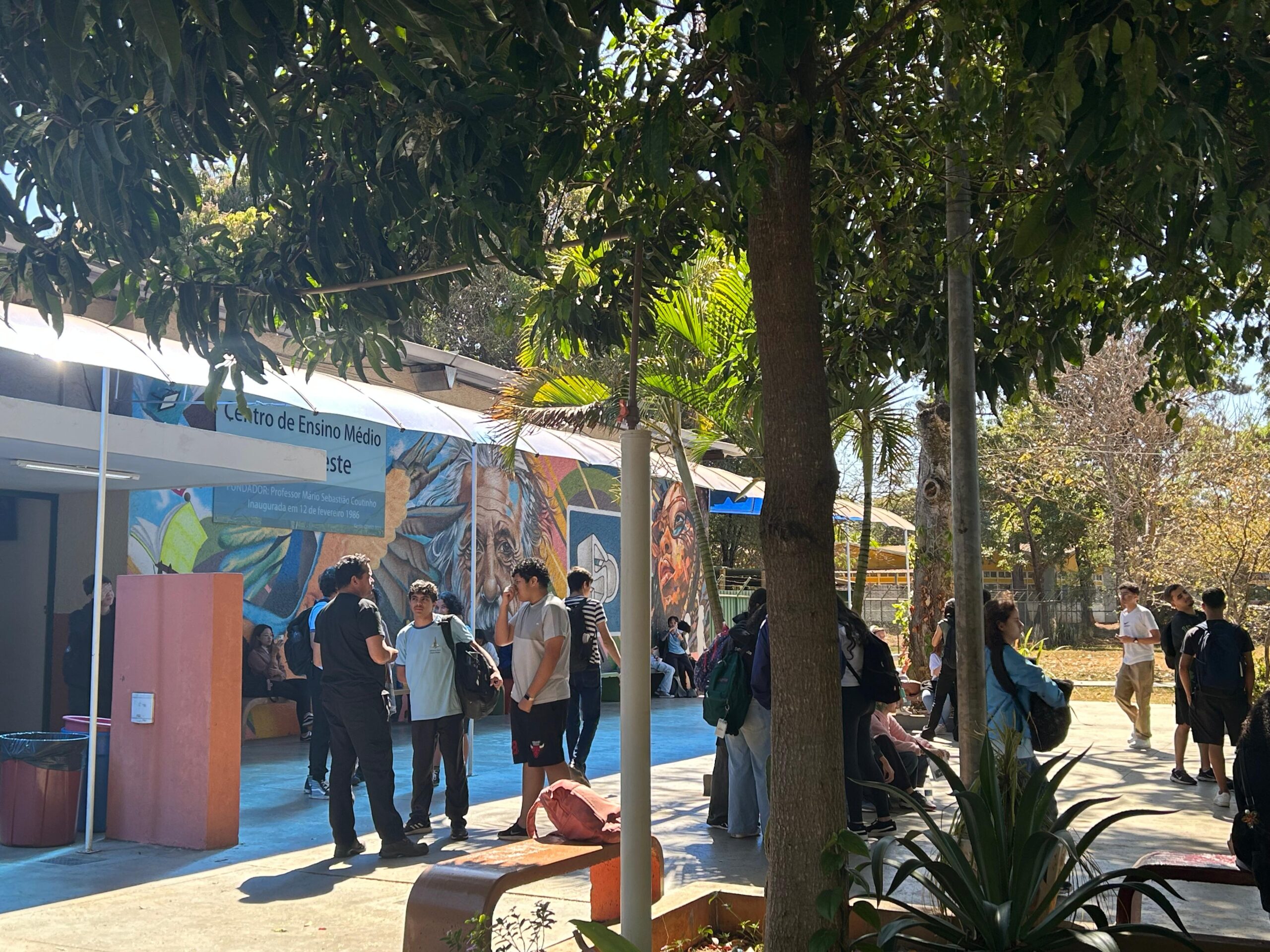 escolas registram avanço no desempenho estudantil após veto ao celular centro de ensino médio setor oeste (cemso) créditos daniel xavier jornal de brasília (5)