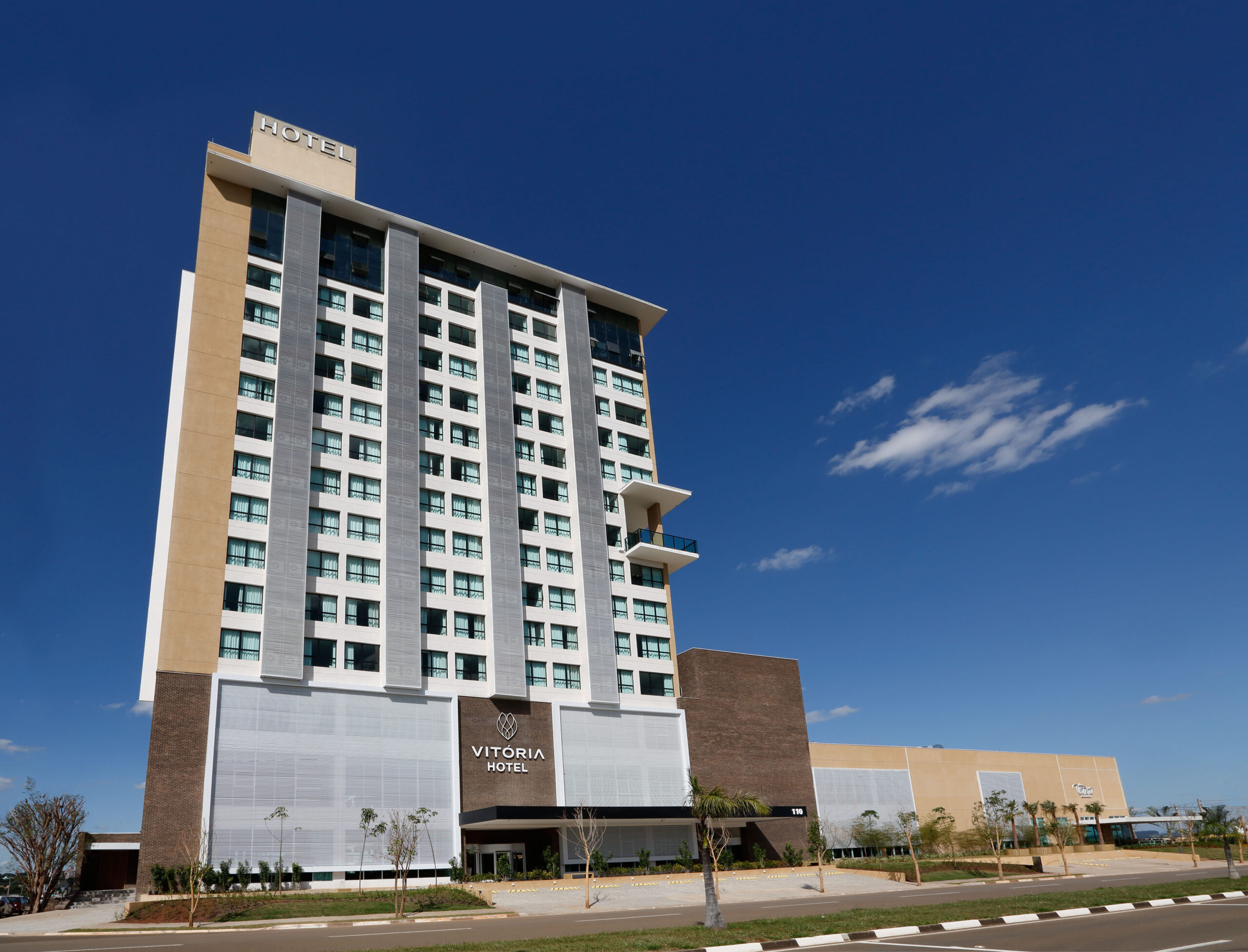 vitoria paulinia fachada frente