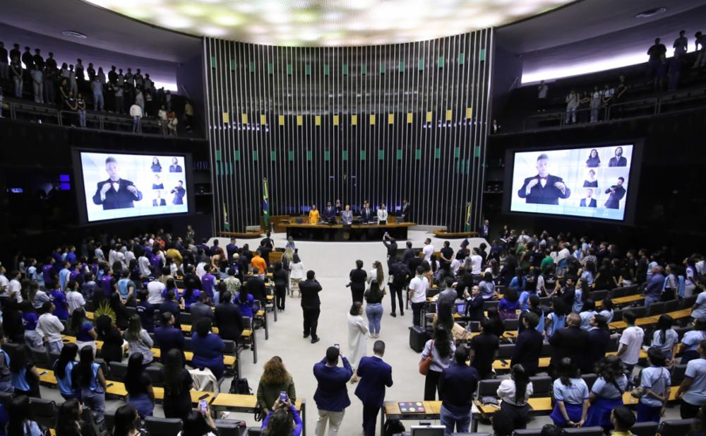 homenagem ao dia internacional da juventude.(2)