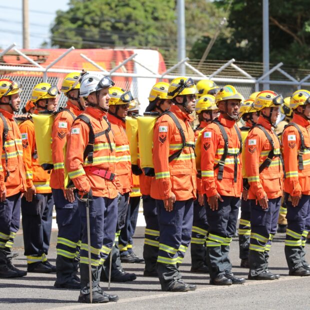15.8. bombeiros. foto paulo h. carvalho agência brasília