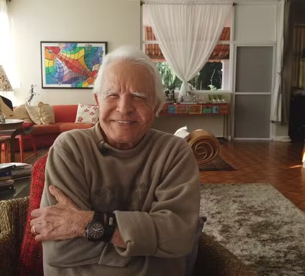 O laudo aponta suspeita na assinatura do testamento que deixava R$ 60 milhões só para a viúva, enquanto filhos acusam Fátima Sampaio de “evaporar” patrimônio milionário.