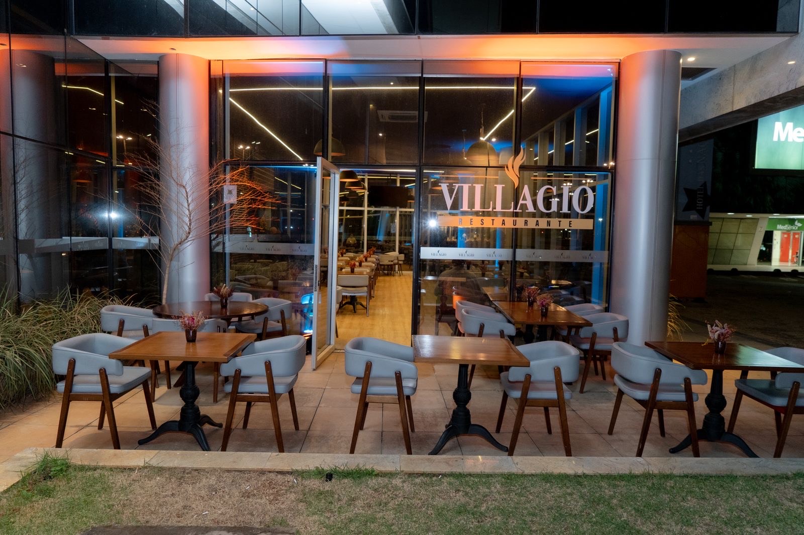 1011c360 4200 4d31 863c 162ce3794de5