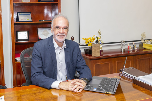 professor luiz cláudio crédito julio cesar da silva cerqueira