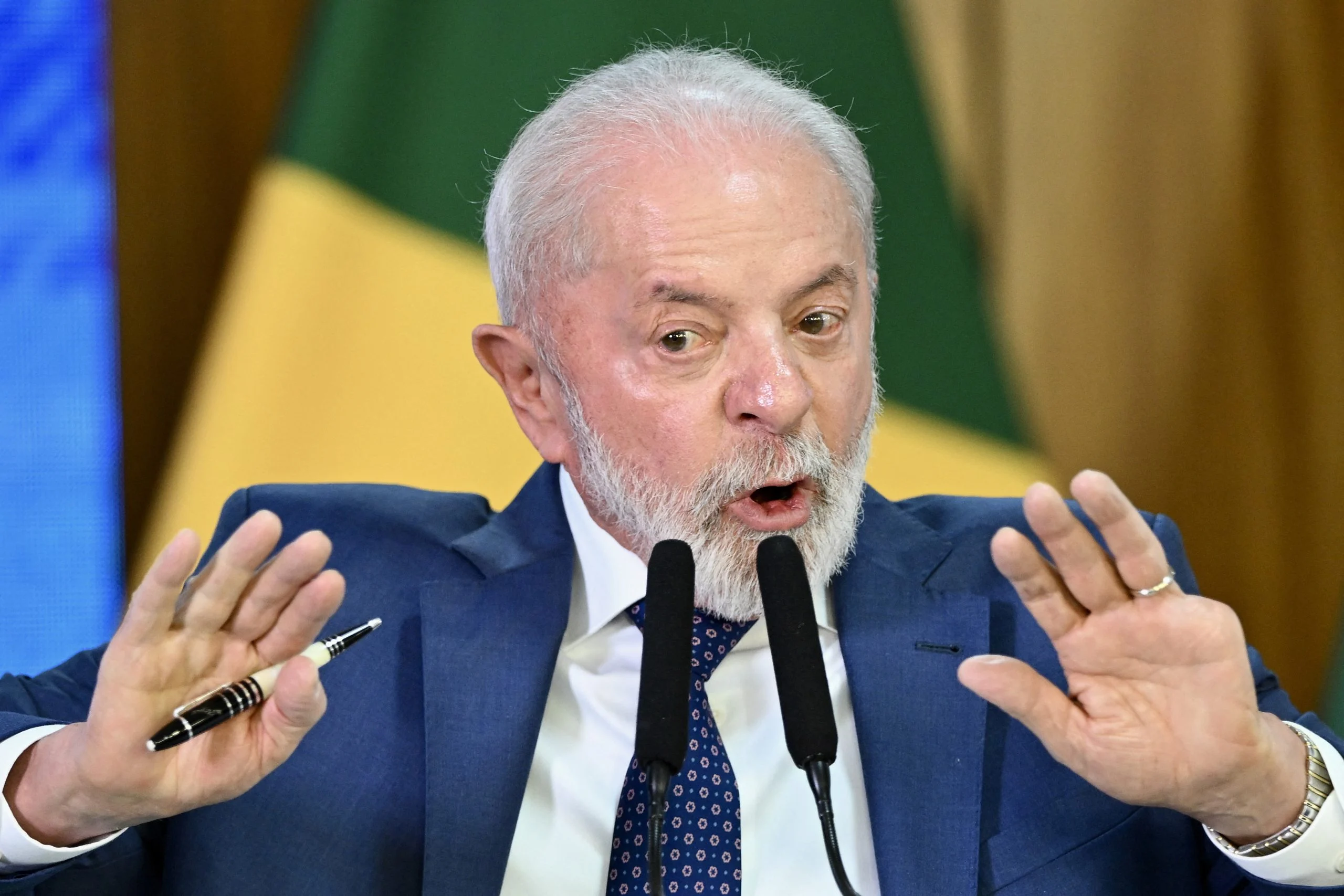 ‘Temos que nos rebelar para mudar essa situação’, diz Lula sobre concentração de riqueza