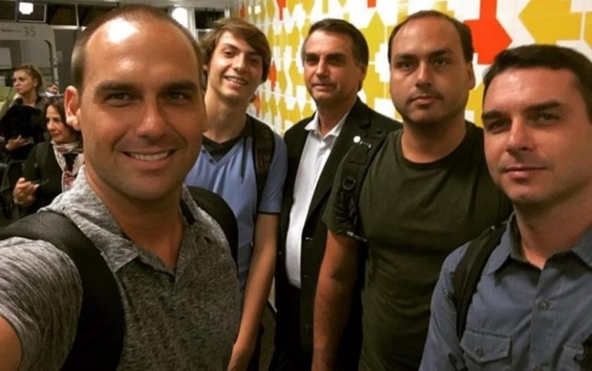 bolsonaro e filhos1