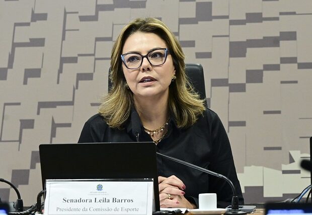 c1c4163b b15a 4118 9d29 7f365b6d4159