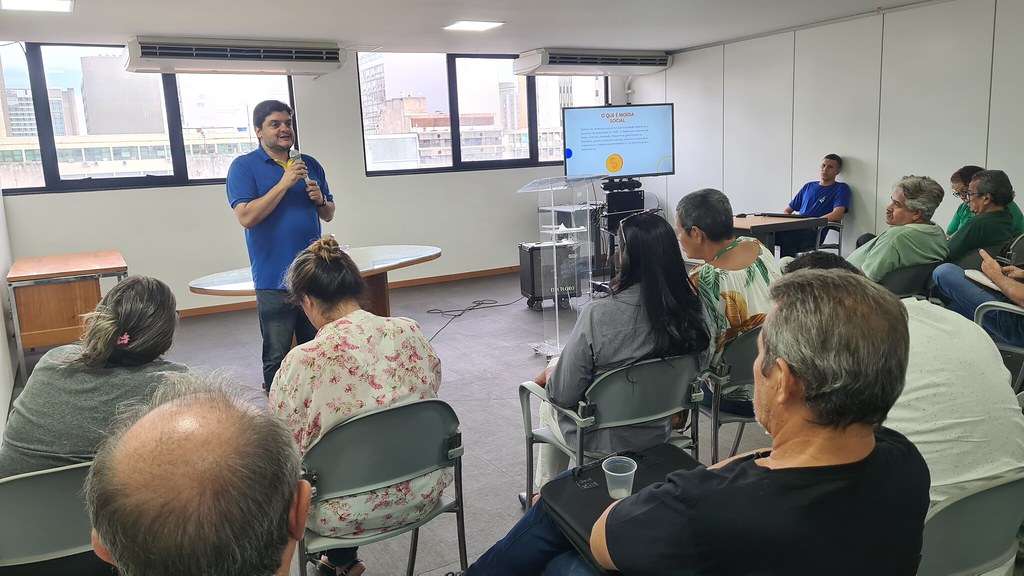 53351365088 7847d21e33 b (1)