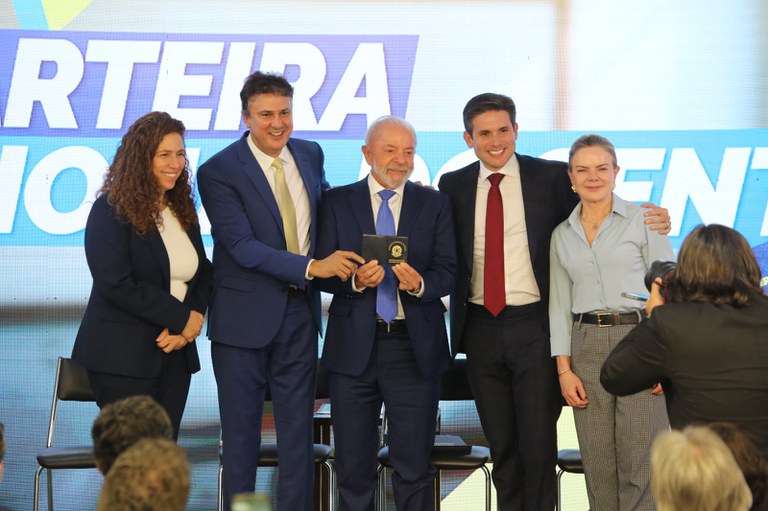 764a43cb dd91 484d 945b 1c3a563bd15b