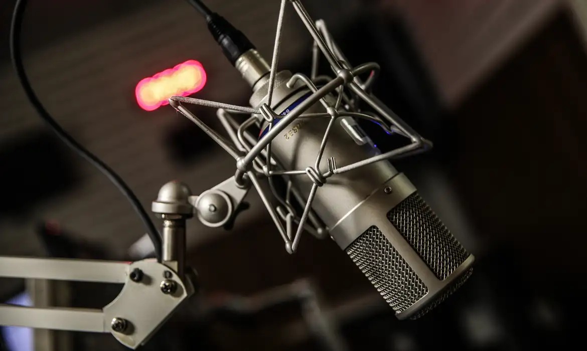 microfone.radio0709201437