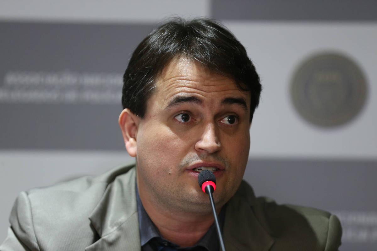 rodrigo teixeira ex delegado da pf