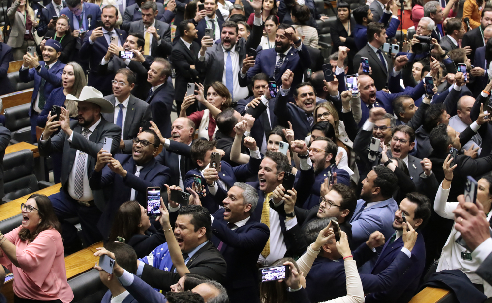 urgência da anistia