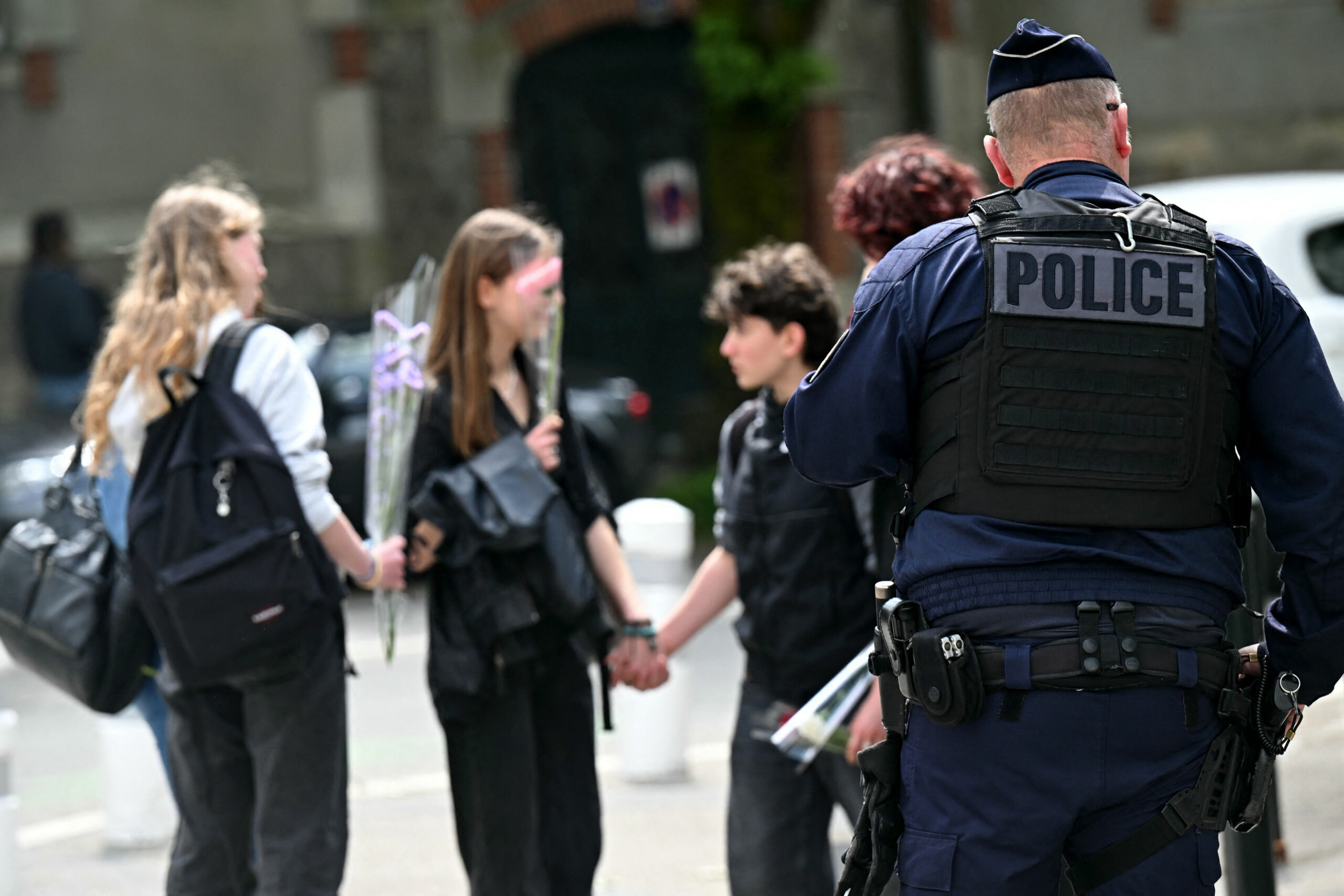 france school police assault
