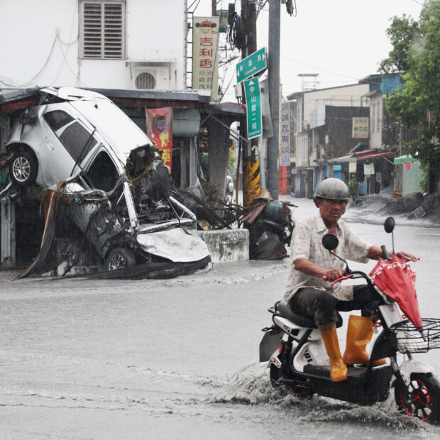 taiwan typhoon weather