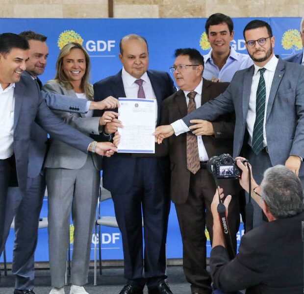 dentro (1) 1 (6) (1)