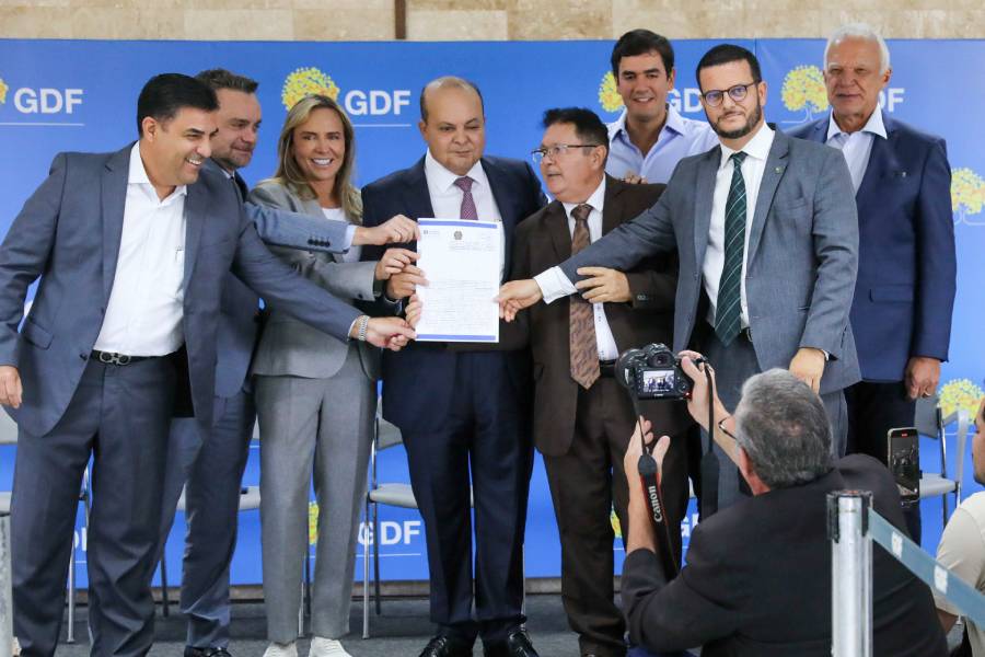 dentro (1) 1 (6) (1)